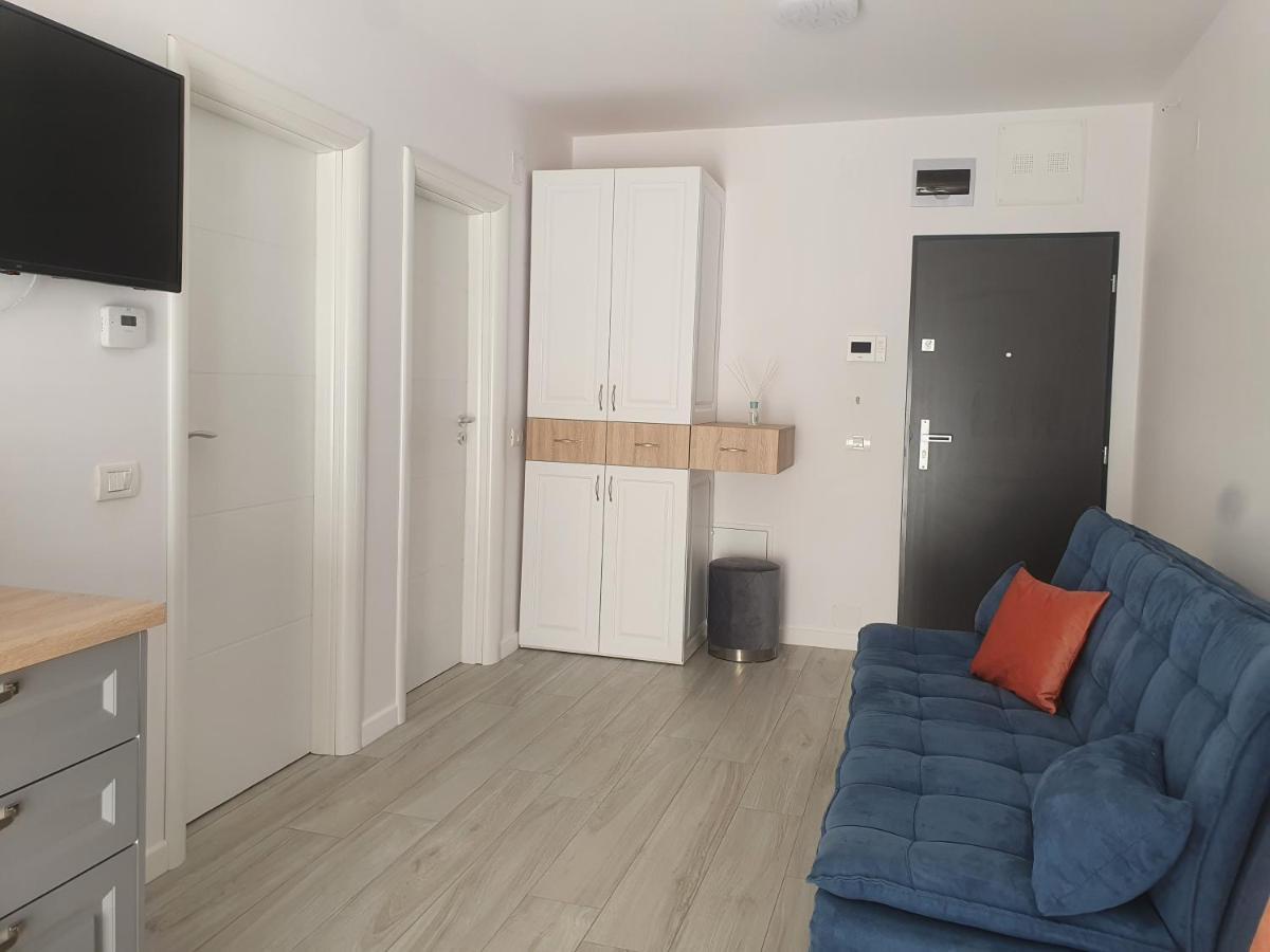 Ale House Apartment Oradea Exterior photo