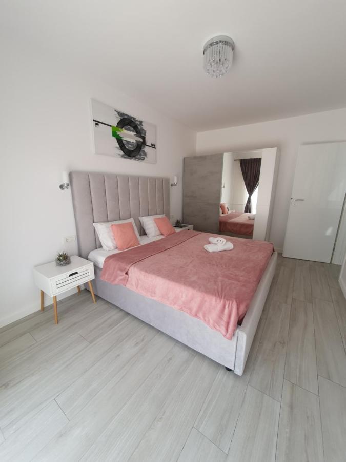 Ale House Apartment Oradea Exterior photo