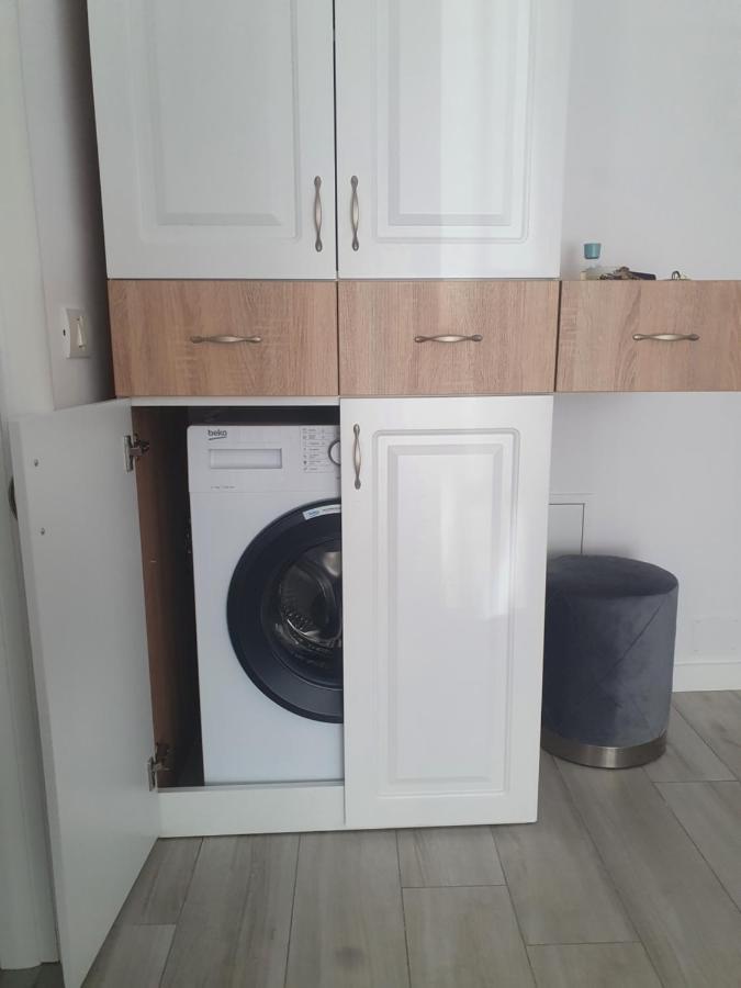 Ale House Apartment Oradea Exterior photo